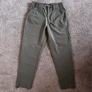 Avalanche Olive Hiking Pants Size Small